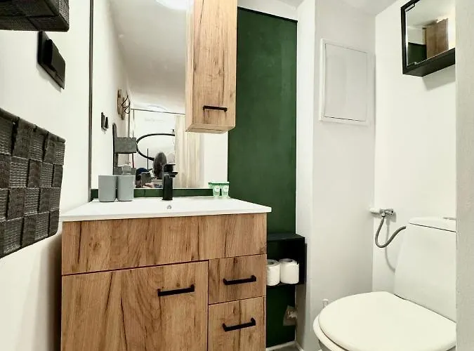 Dotyk - Monte Cassino- Kameralne Poddasze Apartamento *